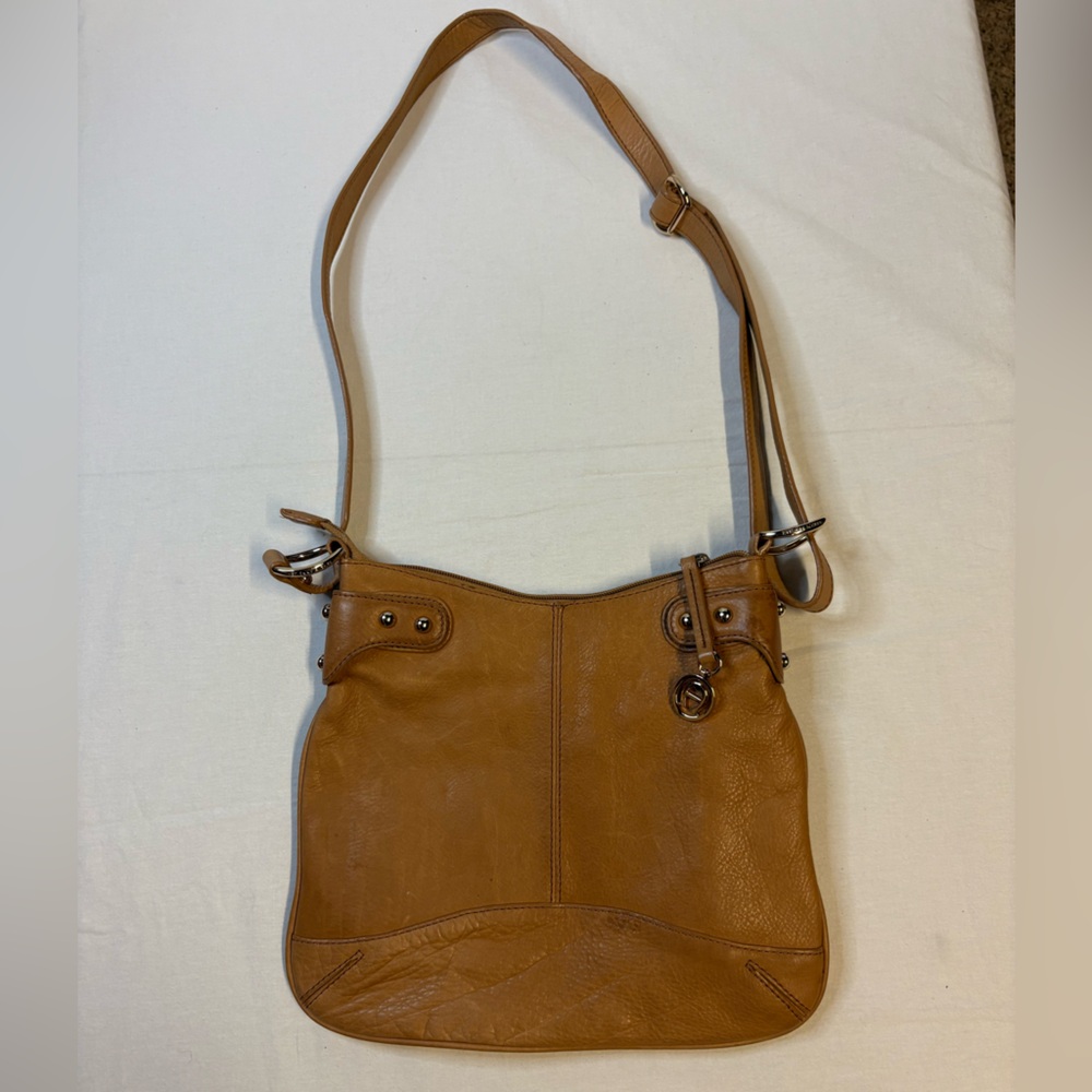 Etienne Aigner Elegant Tan Leather Shoulder Bag/ Crossbody
